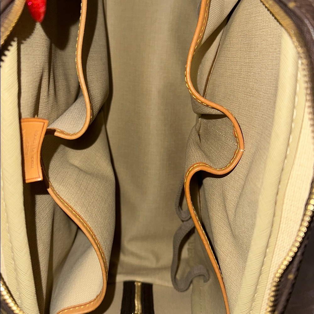 Louis Vuitton Deauville - Picture 11 of 12